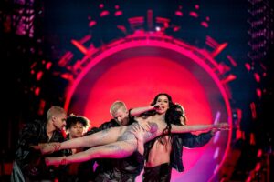 Sarah Bonnici, representante de Malta en Eurovisión 2024, actuando en su primer ensayo. Fotos de Corinne Cumming y Sarah Louise Bennett de la UER/EBU
